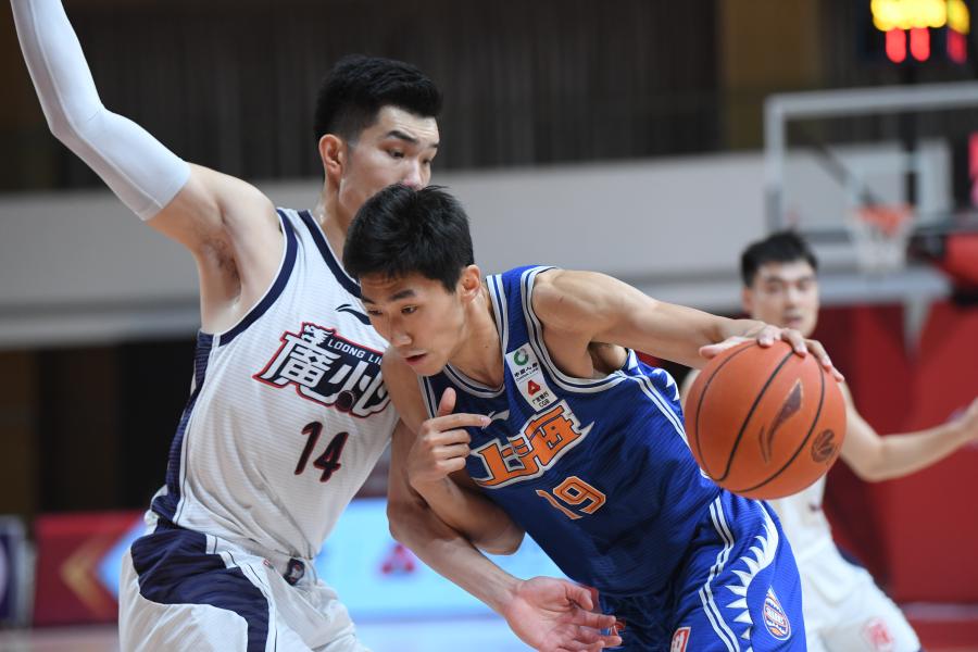 18年cba选秀大会名单,cba第一阶段上海男篮12人大名单