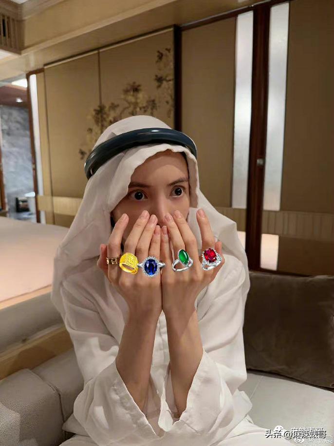 金晨模仿卡塔尔小王子晒照,金晨模仿卡塔尔王子被起诉了吗