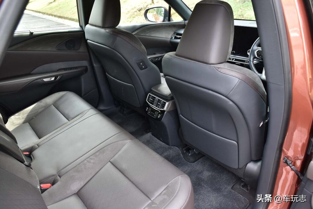 雷克萨斯rx大换代2023预售价格,雷克萨斯rx400新款2023价格