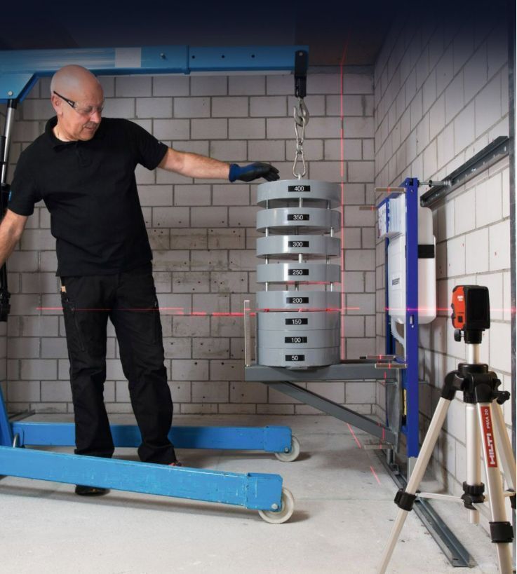 壁挂马桶可以装在空心砖上么,要多厚的墙才可以装壁挂马桶