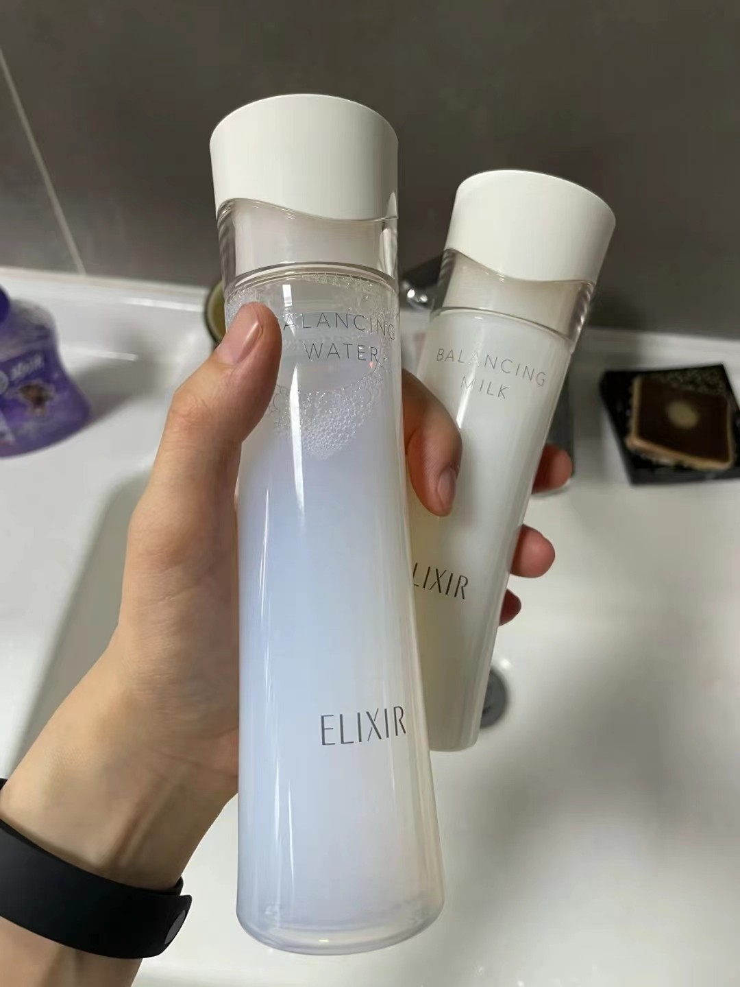 50多岁的女士最佳护肤品推荐,最新20岁护肤品推荐