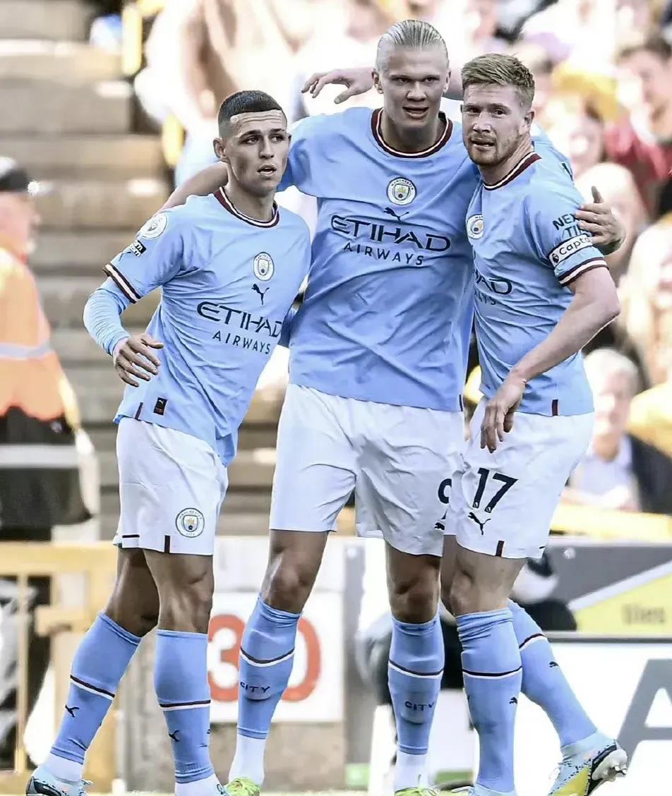 曼城队史首秀哈兰德破门,曼城5-1大胜卢顿哈兰德