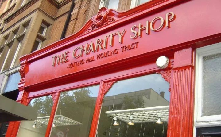 跳蚤市场旧衣服,旧衣服跳蚤市场