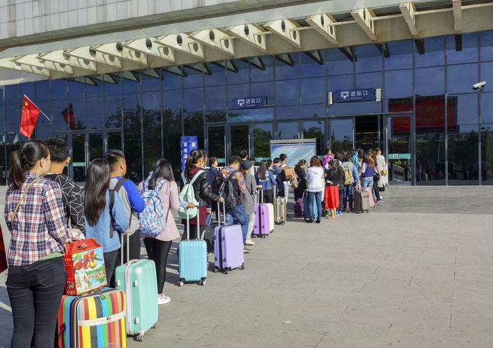 在银行办理业务遇到插队怎么处理,遇到排队插队怎么处理