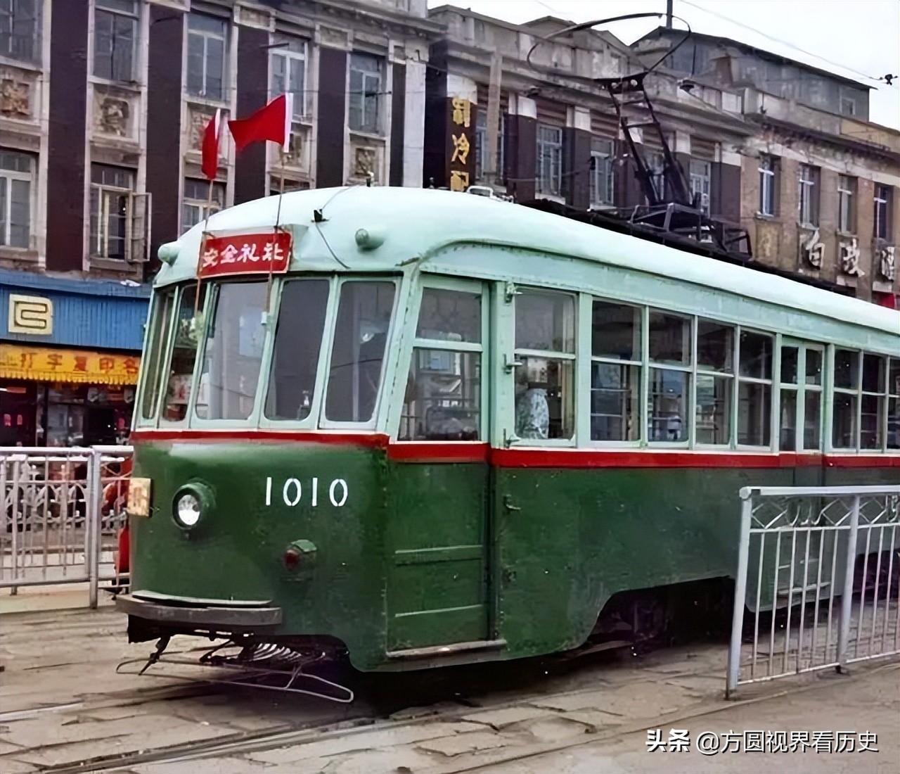 大连电车新老照片,解放前大连街老照片