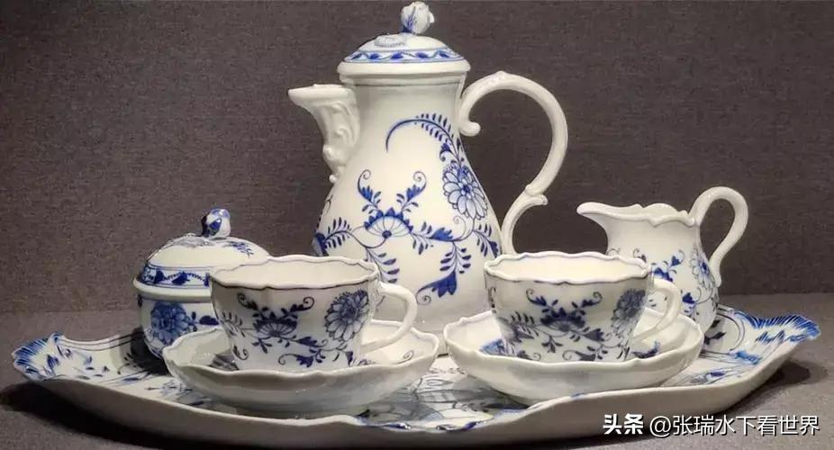 业火凝炼，玲珑惊艳，明清外销青花瓷为何成为China国货之光？