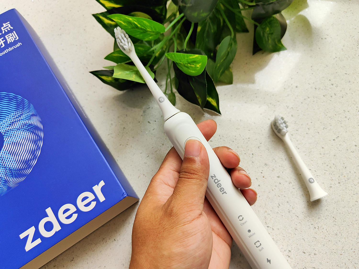 声波电动牙刷清洁牙齿更干净了,声波电动牙刷6种刷牙模式