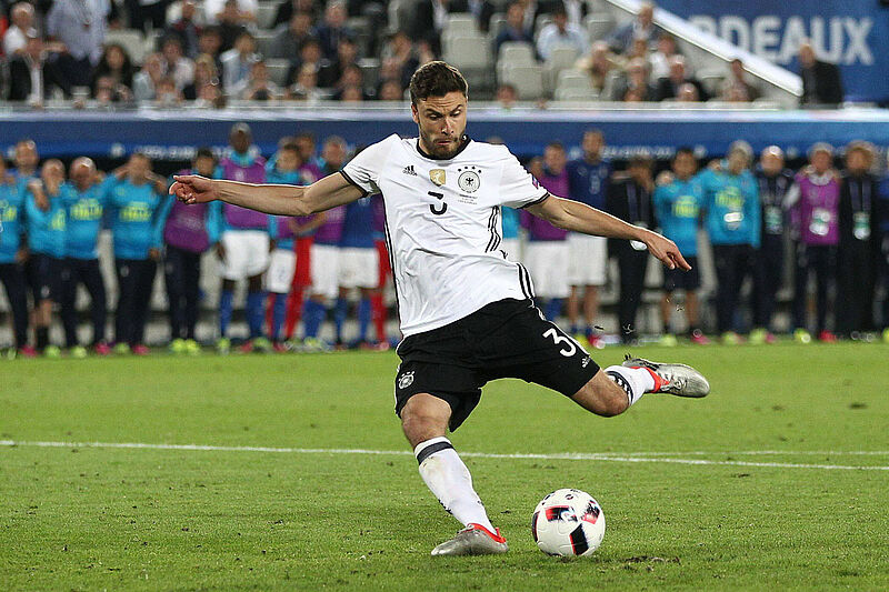 德甲19岁首秀,德甲最年轻首秀