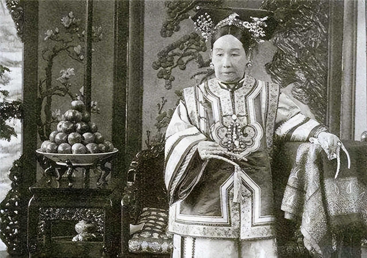 慈禧一生只写了这一首诗,慈禧只写了一首诗