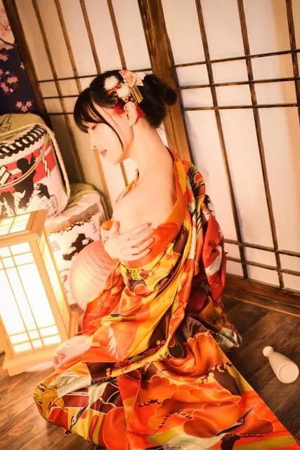 日本女人穿和服有穿裤子吗,日本女性不穿和服会挨打吗