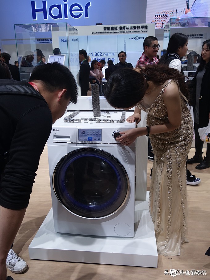 暴走两万步！海量图片带你游览2017年AWE家电展