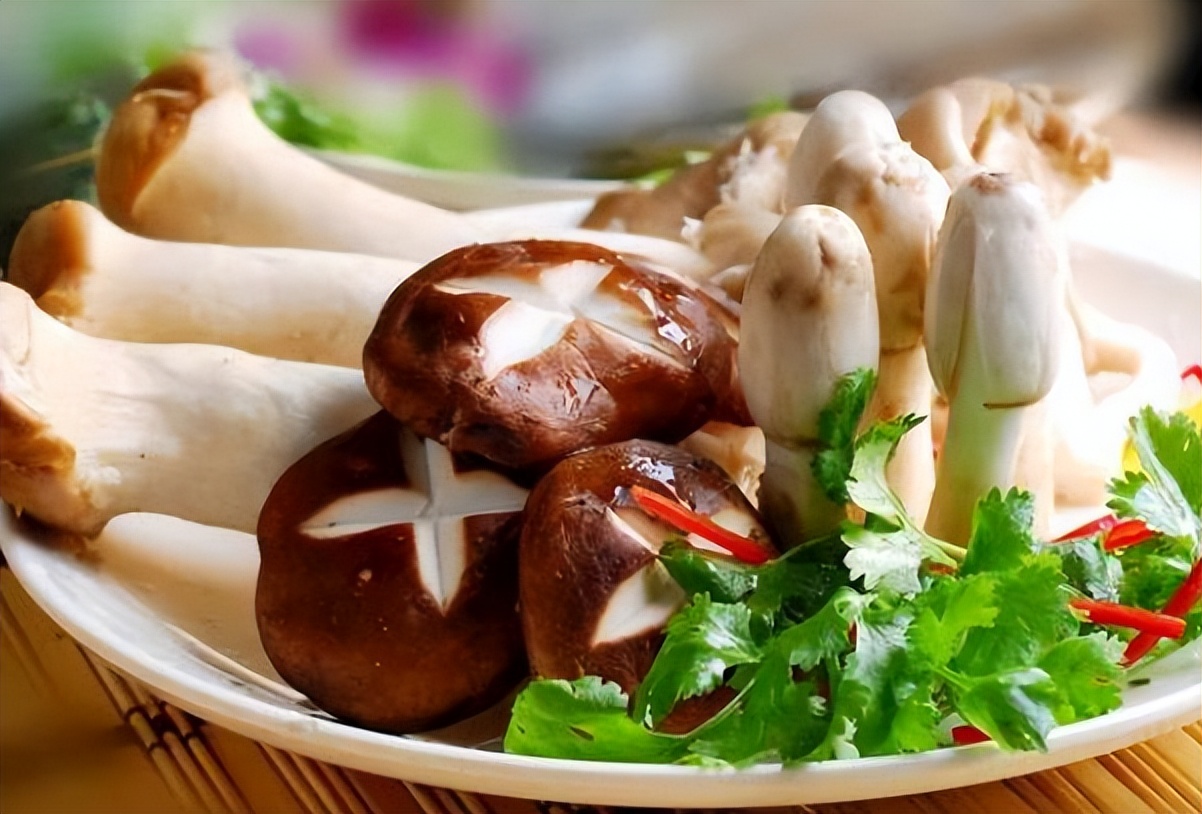 肝硬化吃哪些食物对病情好,肝硬化患者适合坚持吃哪些食物