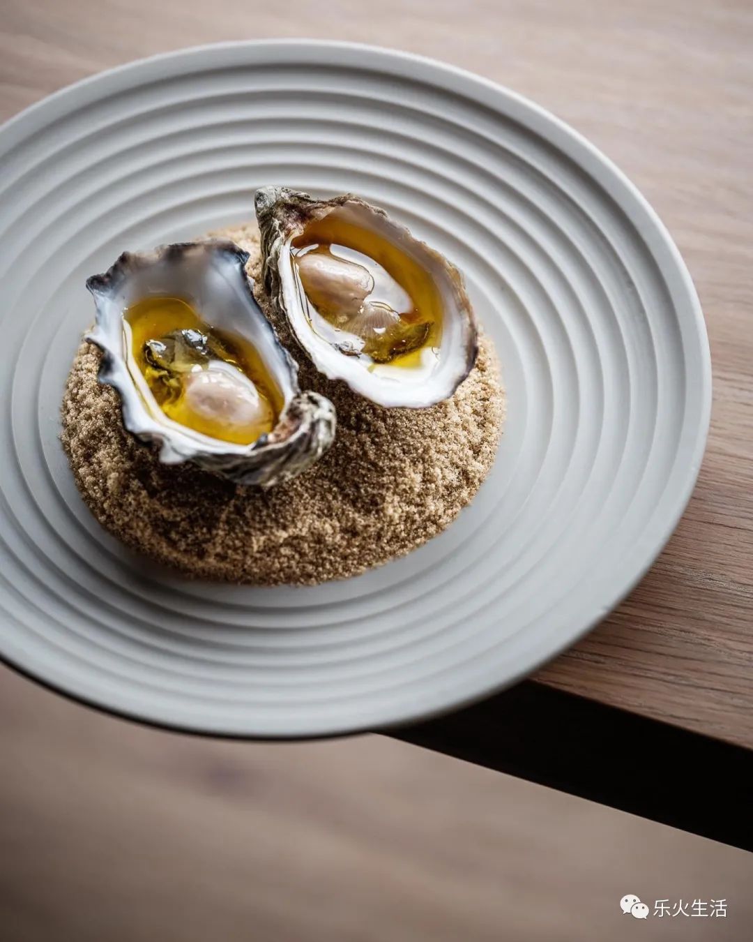 上海开业10个月获米其林餐厅,巴黎开业20年的米其林三星餐厅