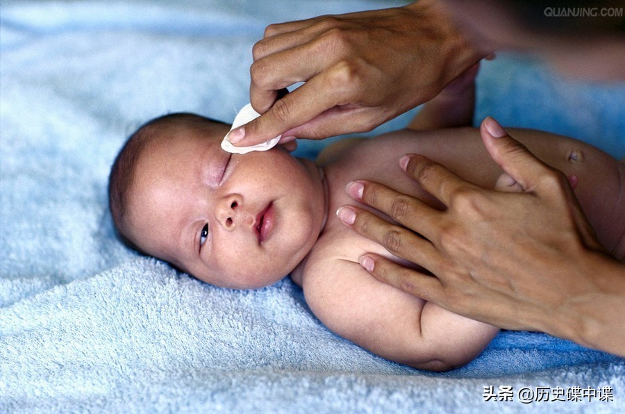 美国女子变性后诞下一子,美国变性手术生孩子