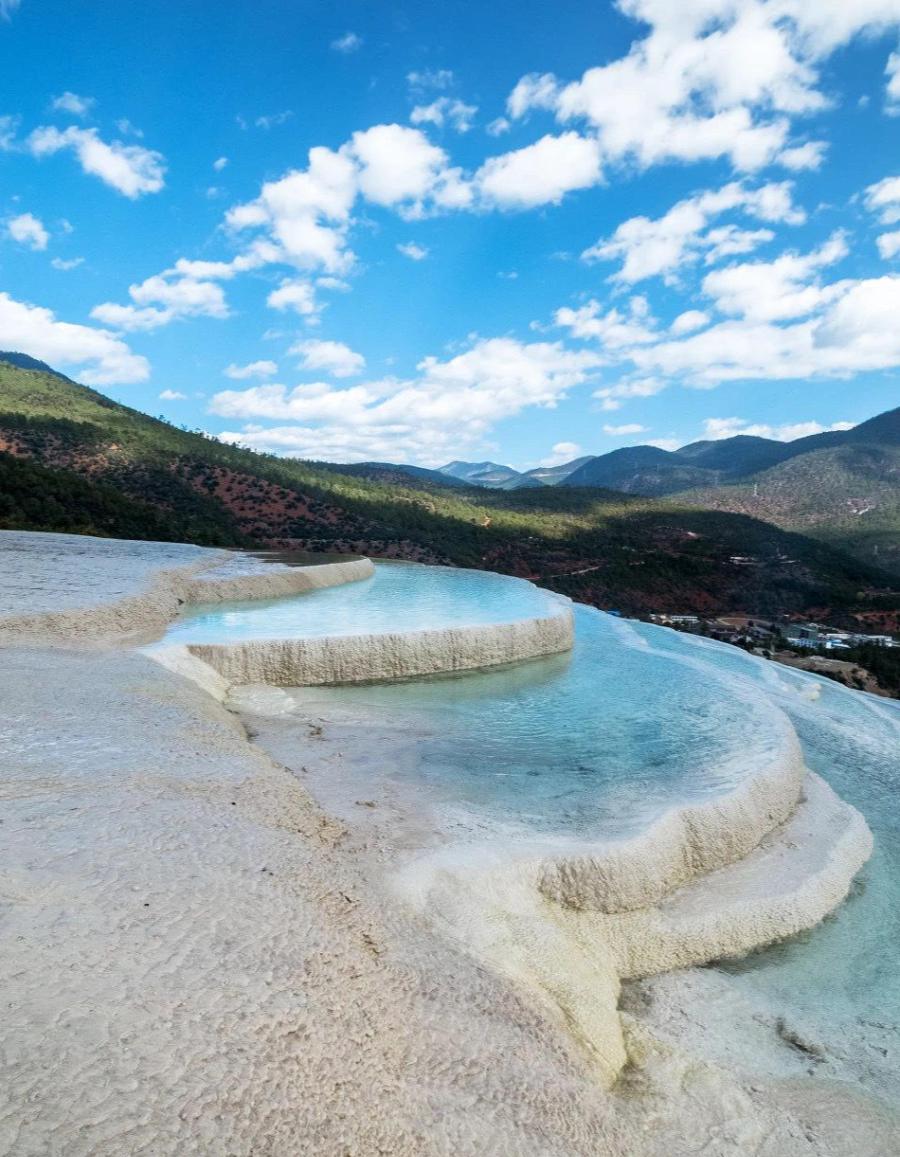仙人遗田的白水台什么意思,香格里拉仙人洞风景