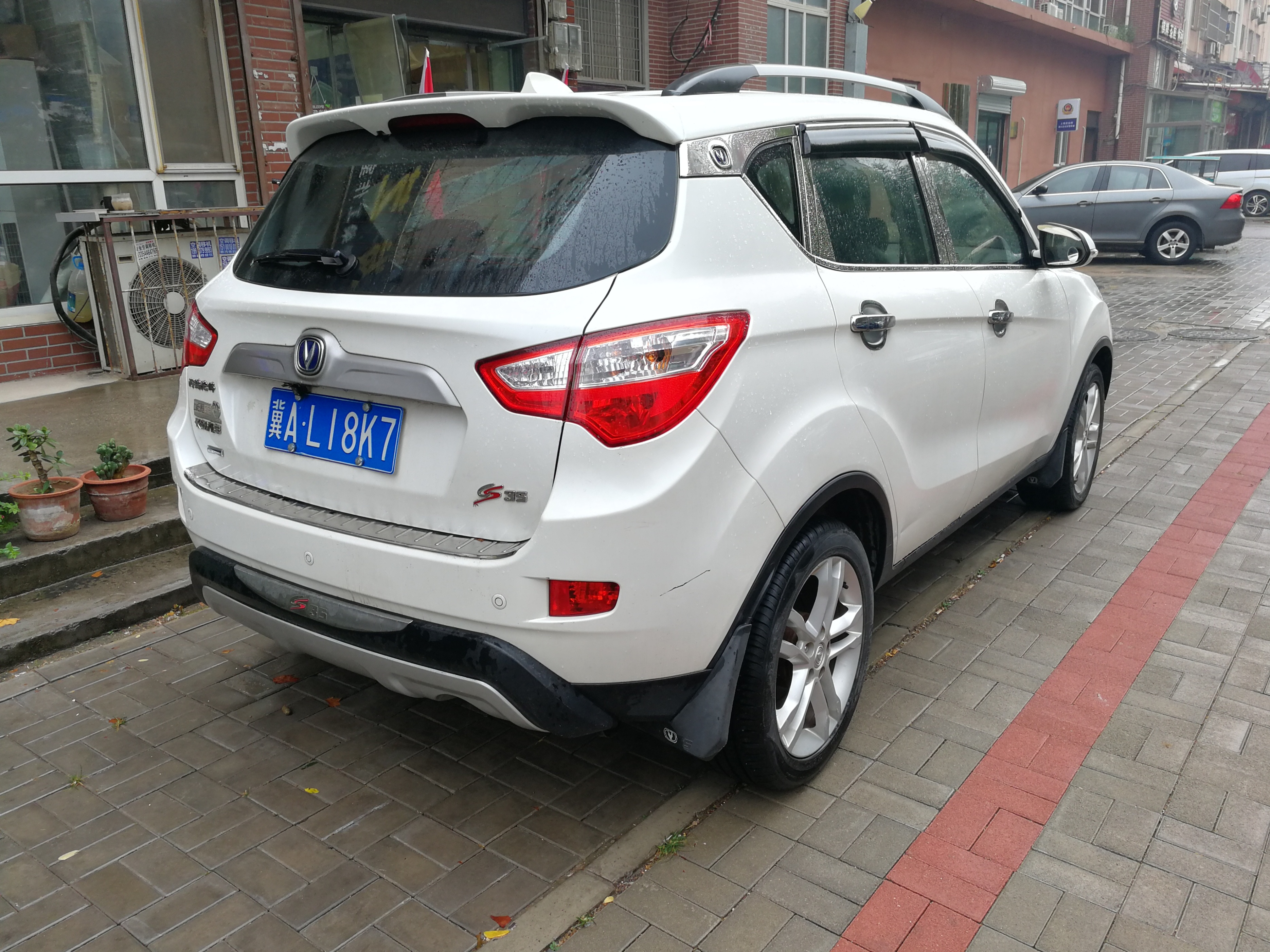 汉dm自己动手换空滤,自己动手换空滤卡子卡不上