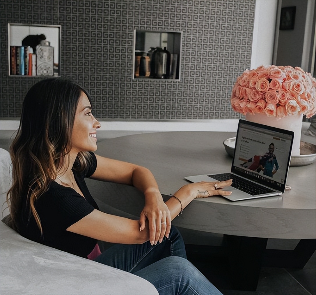 c罗姆巴佩梅西阿根廷队长,阿根廷夺冠梅西与老婆的视频