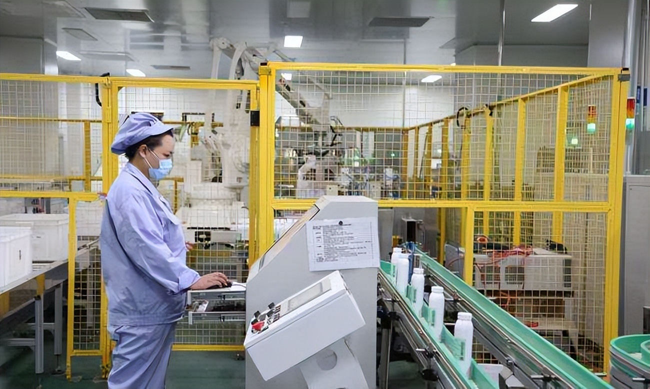 姚小青并购红日药业,姚小青天津哪里人