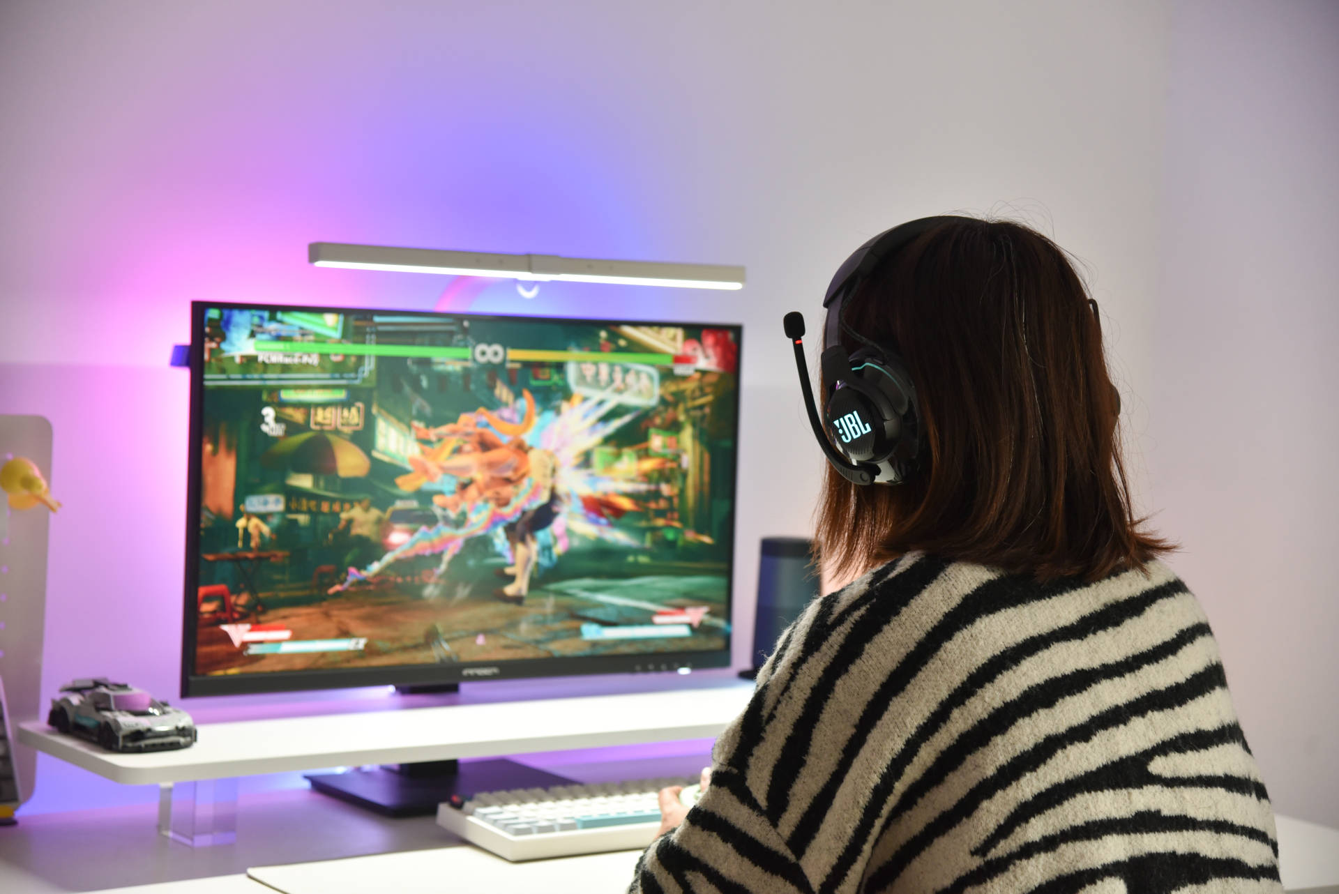 jblquantum100娓告垙鑰虫満娴嬭瘎,鏃犵嚎鑰虫満鐢电珵鑰虫満