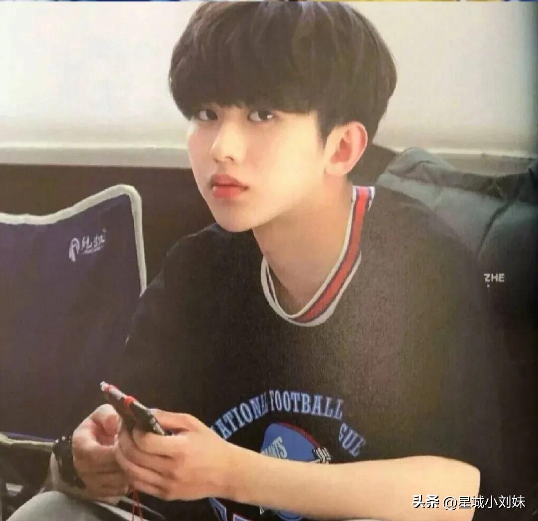 蔡徐坤前东家晒整形费用，整容花了70多万，做头发花了80多万