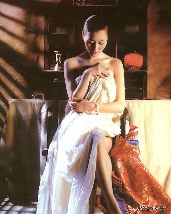 为艺术献身，被丈夫、父亲抛弃，人体模特汤加丽的人生有多悲惨？