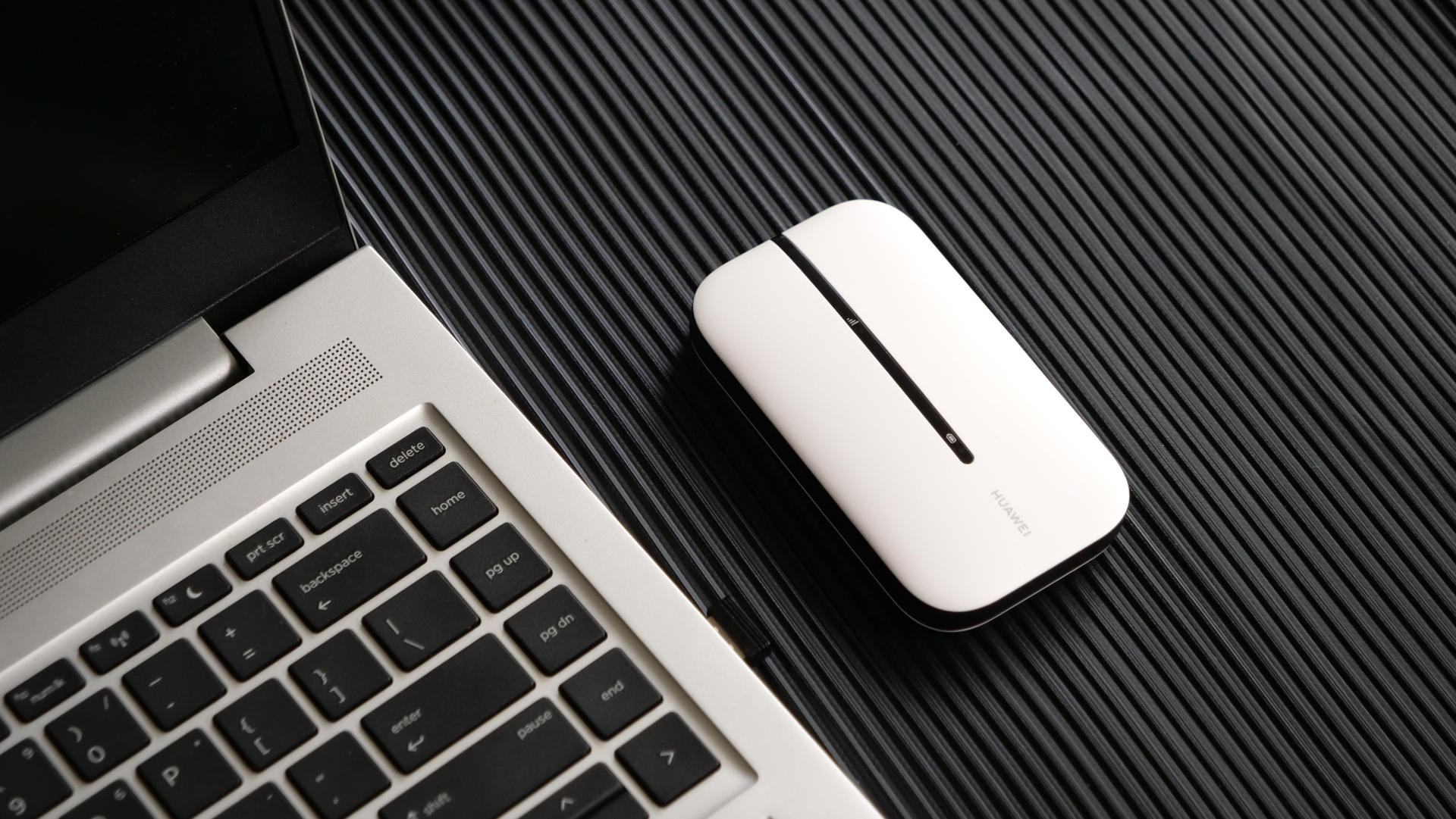 华为随行WiFi3测评,华为随行wifi3带的电信卡好用么