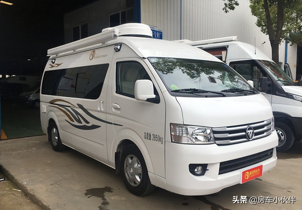 福特房车对比上汽大通原厂房车,高级福特房车改装案例