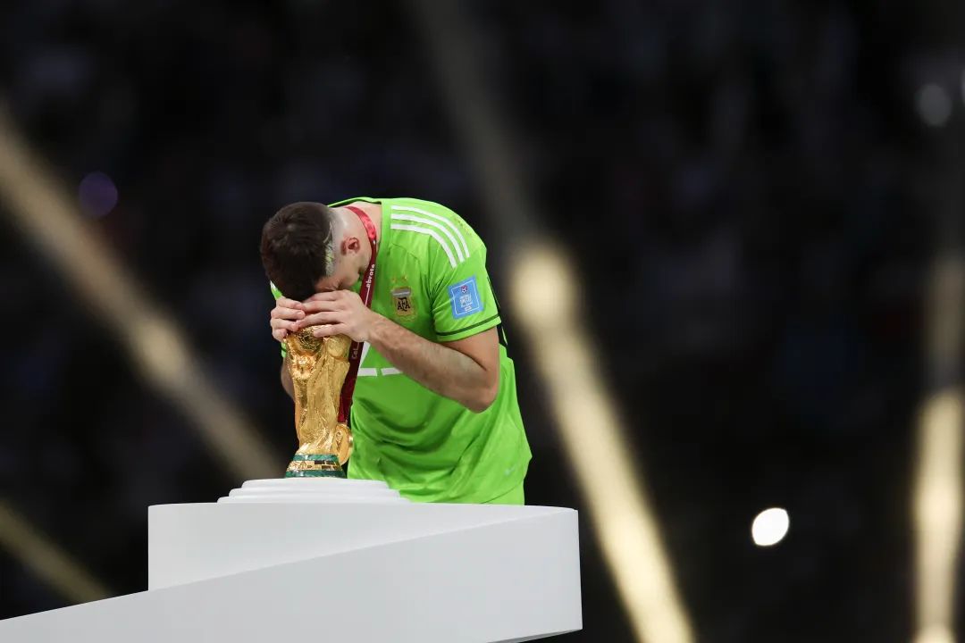 梅西背后的男人马丁内斯迪马利亚,梅西背后的阿根廷