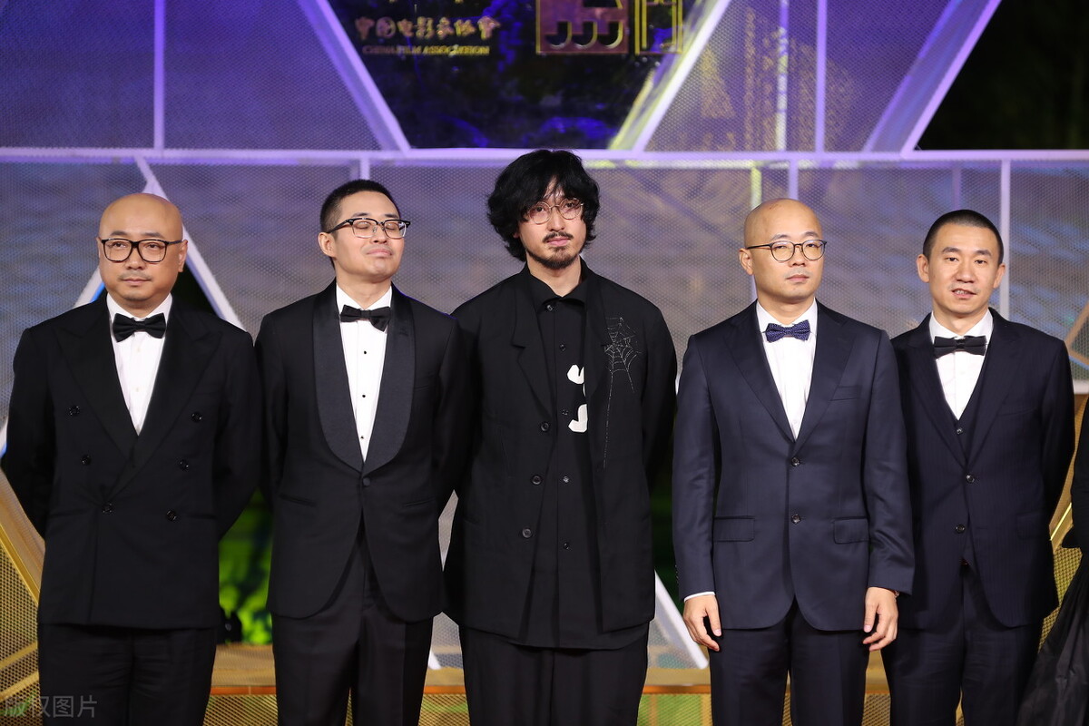 国产战争电影十大巅峰之作,十大虐心催泪国产电影爱情