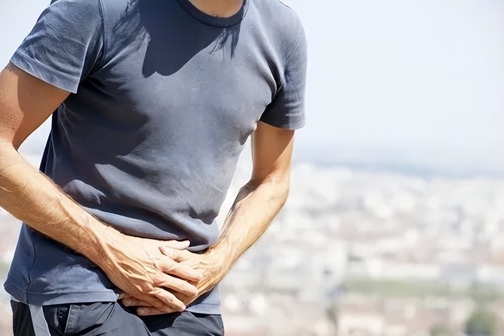 来尿就尿裤子老年人尿频怎么治疗,老年人尿频尿裤子需要做哪些检查