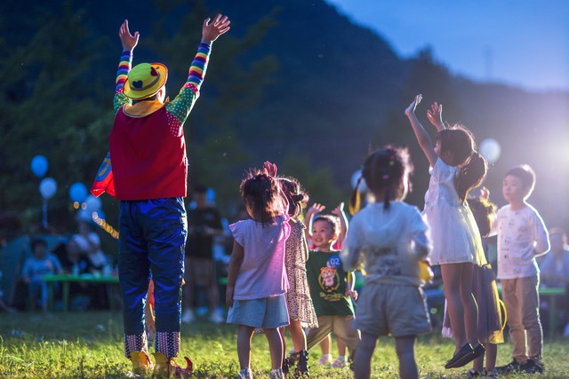 幼儿园六一儿童节诗歌朗诵简短,幼儿园六一儿童节教师朗诵稿子