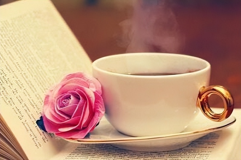 人老了躺在病床上才明白谁最重要,假如有一天我老了躺在病床上