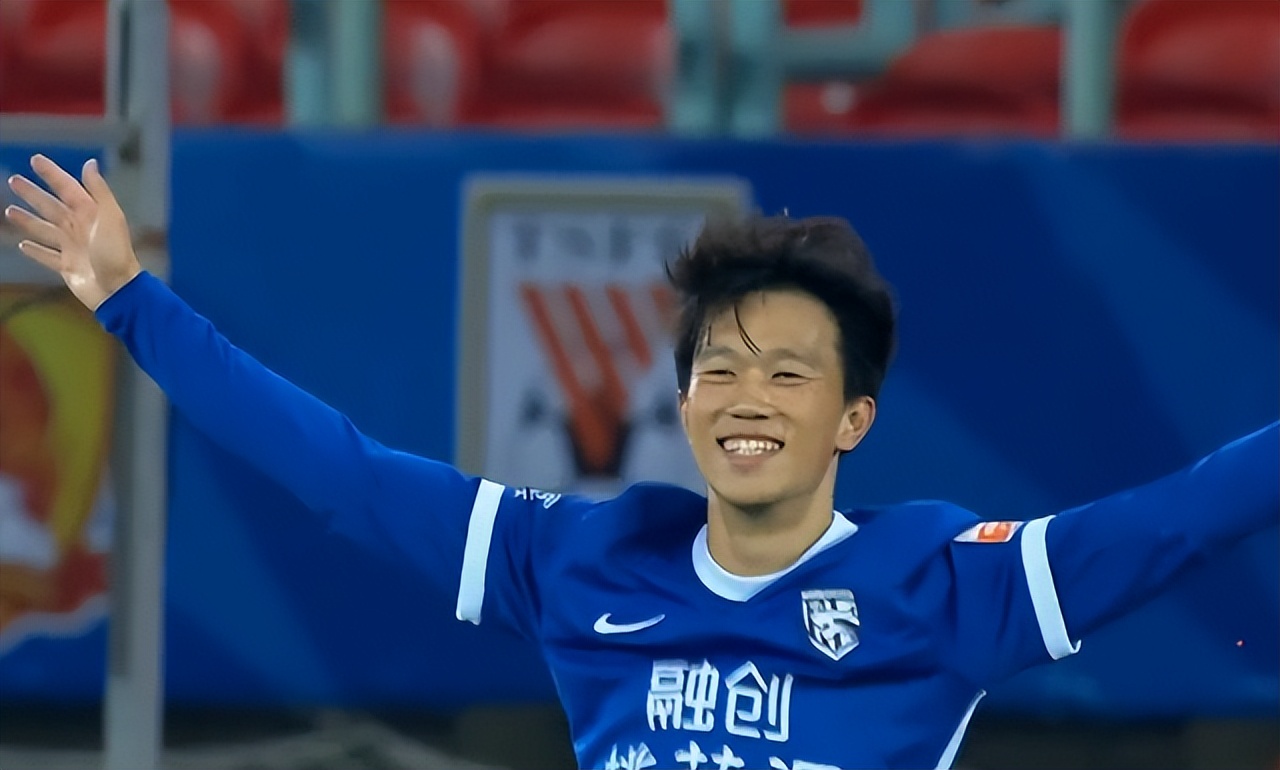 中超本土球员世界波进球集锦,惊艳足坛的十大任意球