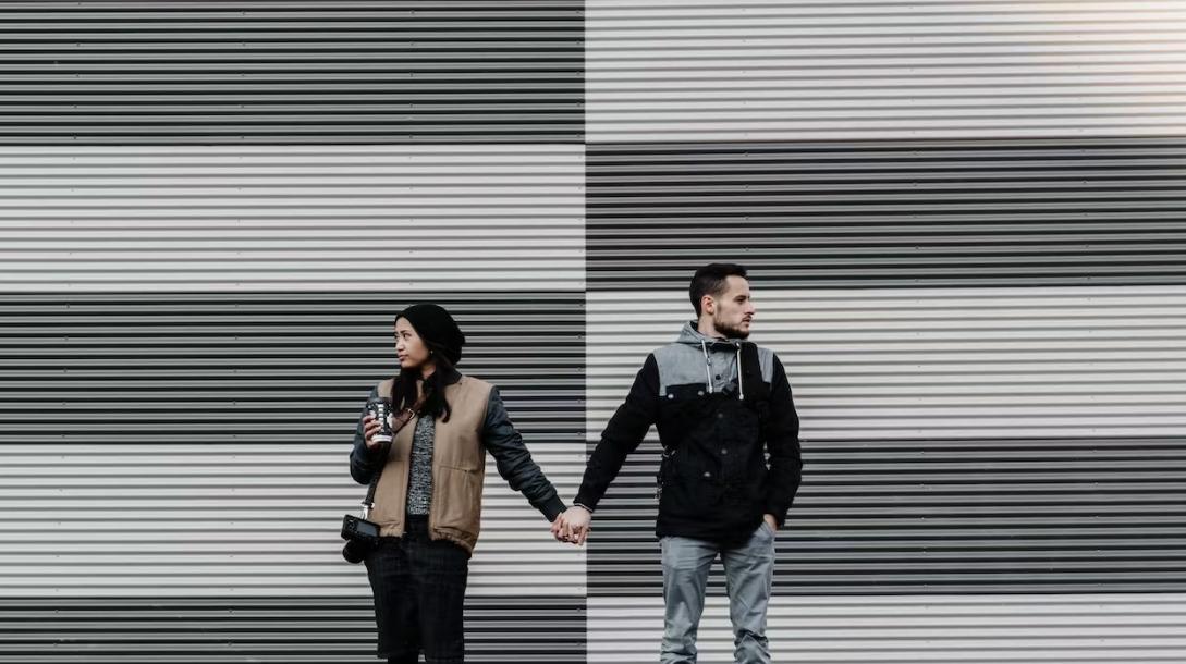 基督徒和非基督徒交往,基督徒真的不可以同居