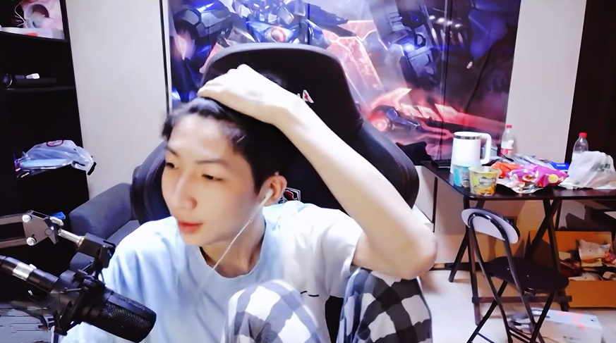 小超梦腕豪对线蒙多,小超梦剑魔对线蒙多私藏连招