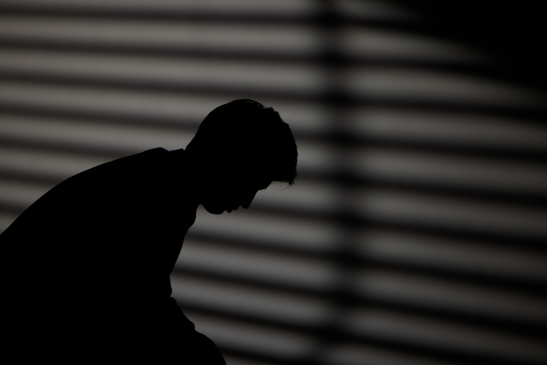 男子参与投资被骗,男子为投资被骗300万