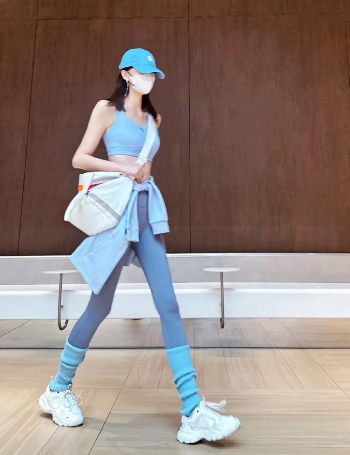 五一出游怎么穿？25套穿搭示范实穿又吸睛