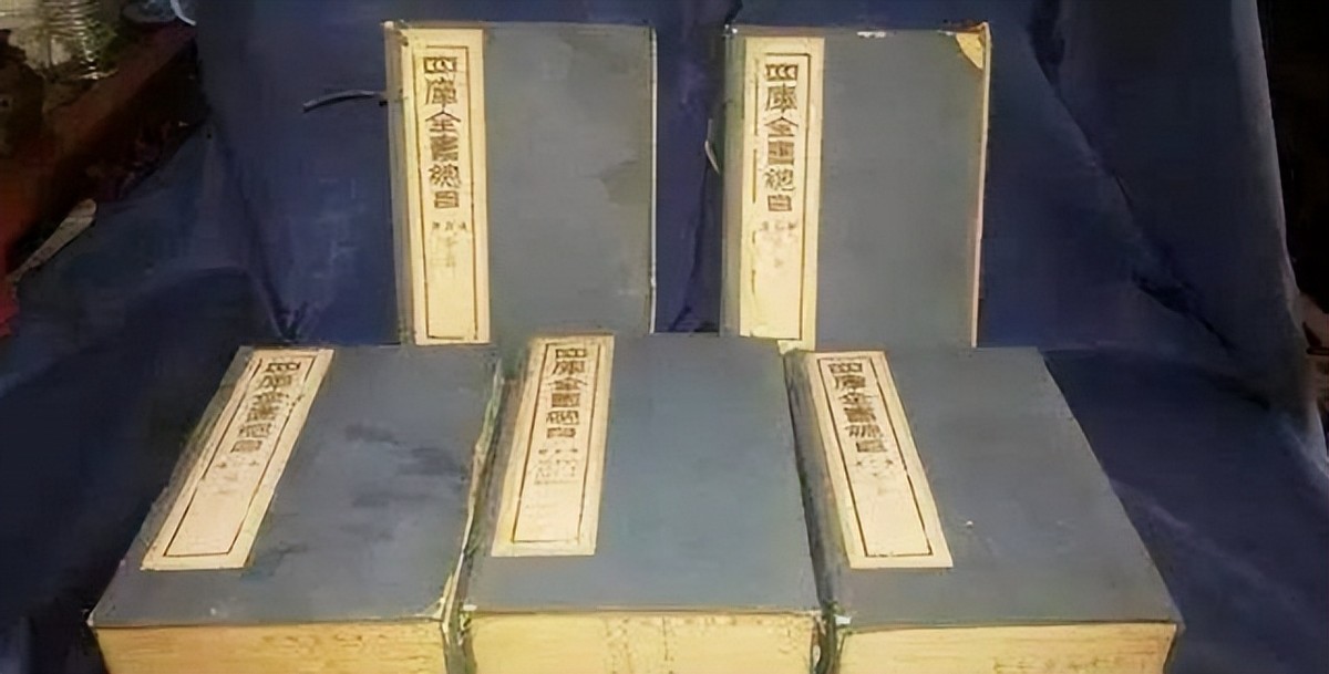 康熙乾隆算命故事视频全集,史书如何记载康熙和弘历