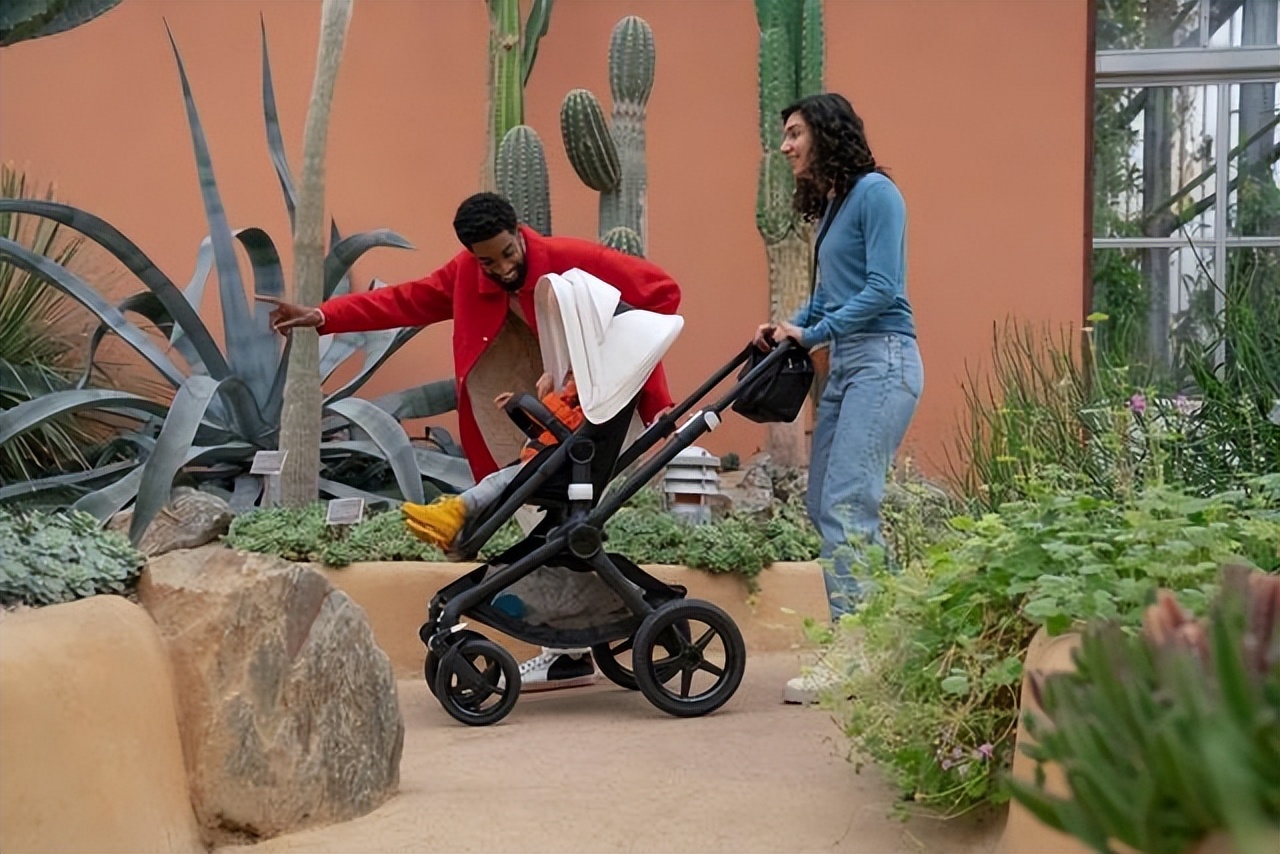 怎么挑选婴儿车划算,婴儿需要买哪几种婴儿车