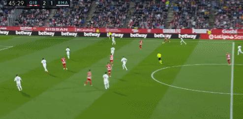 战皇马,苏亚雷斯面对皇马上演大四喜