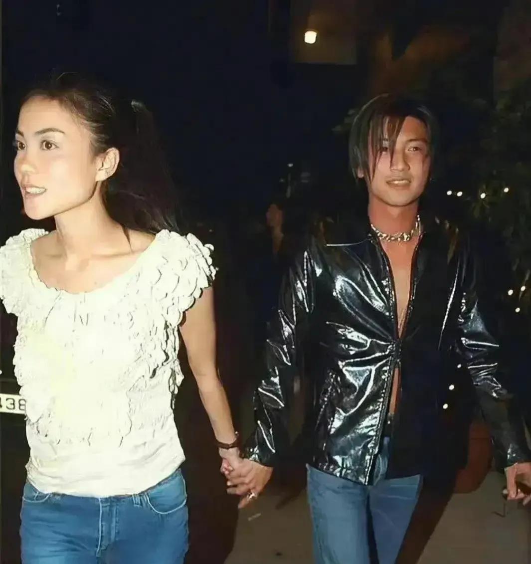 谢霆锋和王菲谁先牵手的,王菲谢霆锋牵手所有视频