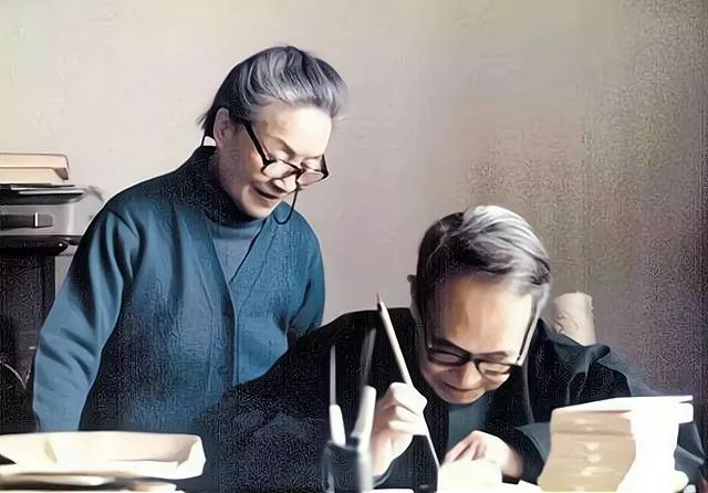 相声演员于谦和老婆的图片,相声大师于谦和郭德纲