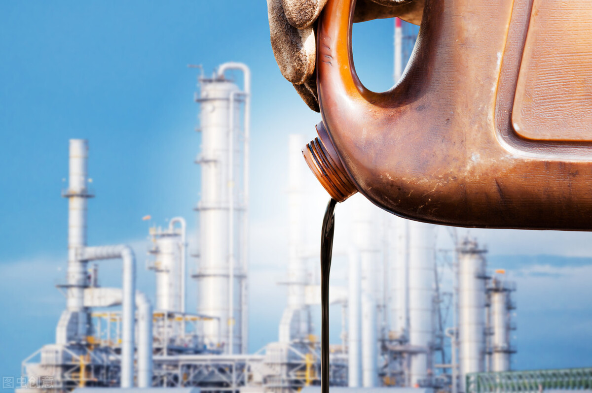 国际原油有走低的趋势吗,国际原油下跌1%成品油下跌多少