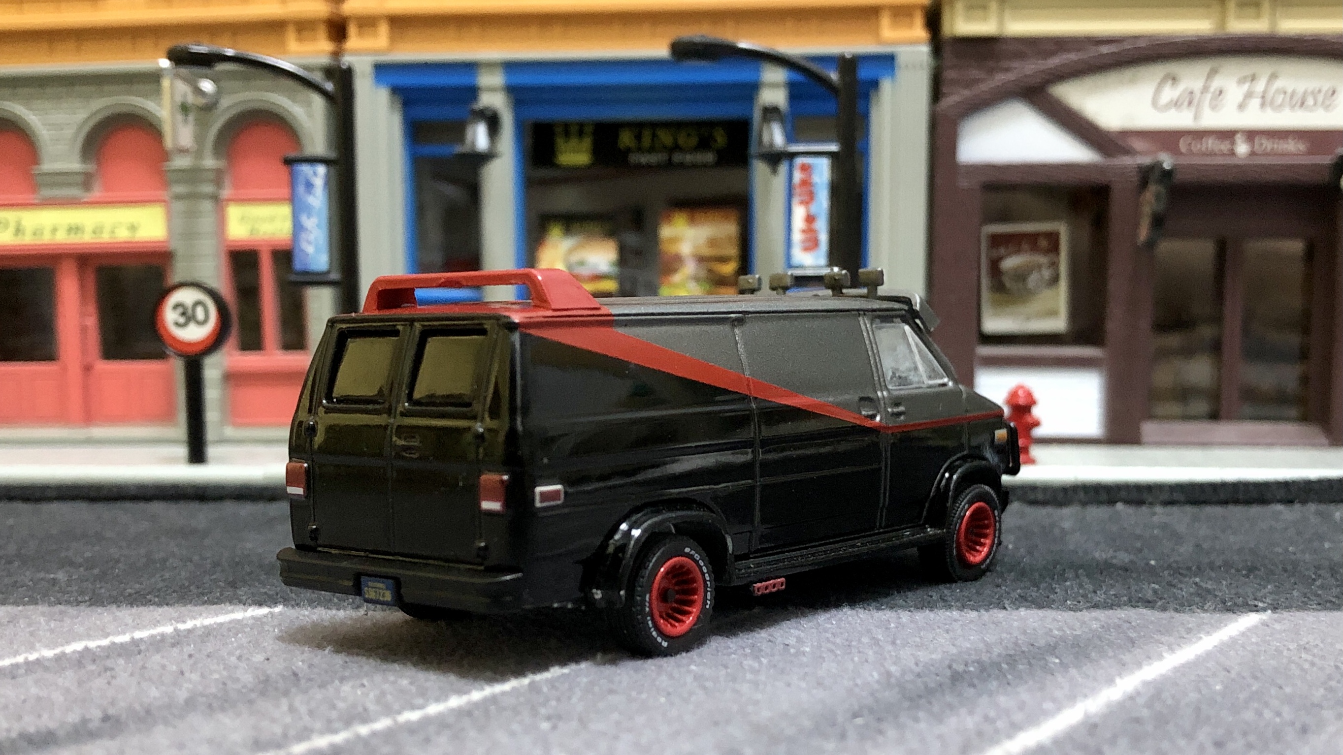 绿光电影车，天龙特工队GMC大面包Vandura