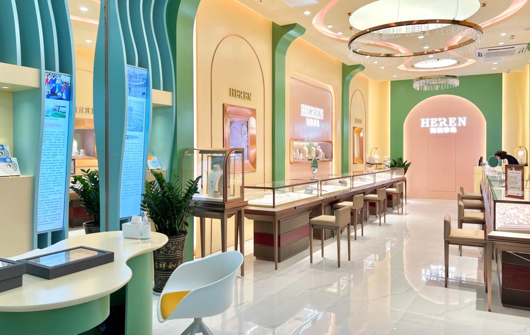 看周杰伦演唱会重磅宠粉福利把“海口礼物”带回家！