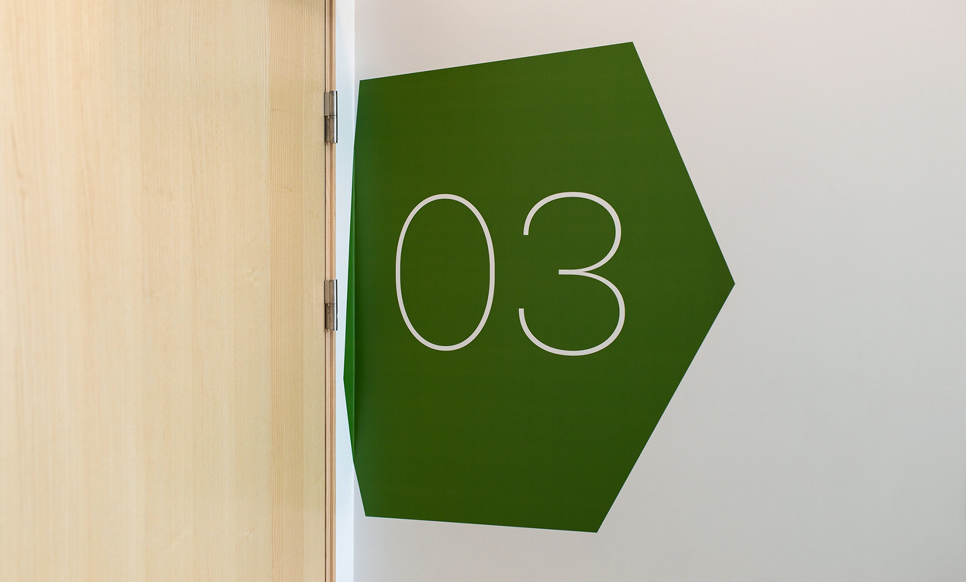 导向标识牌设计效果图,极简主义指示牌设计