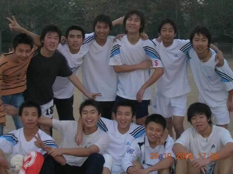 世界杯结束心中热爱不能停止,人们对于足球的热爱世界杯