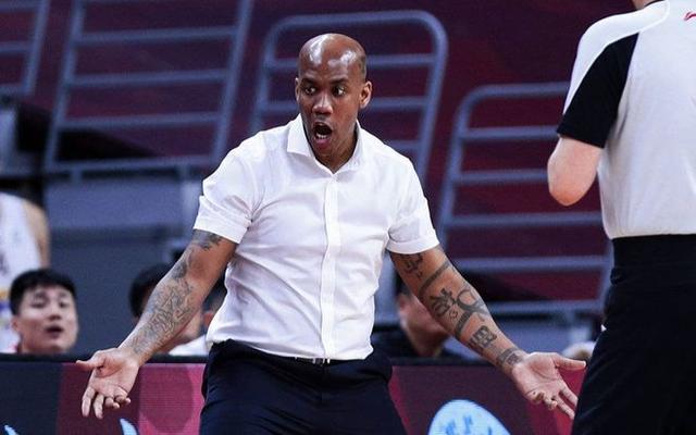 马布里四年三冠总决赛主场夺冠,四年三冠北京马布里