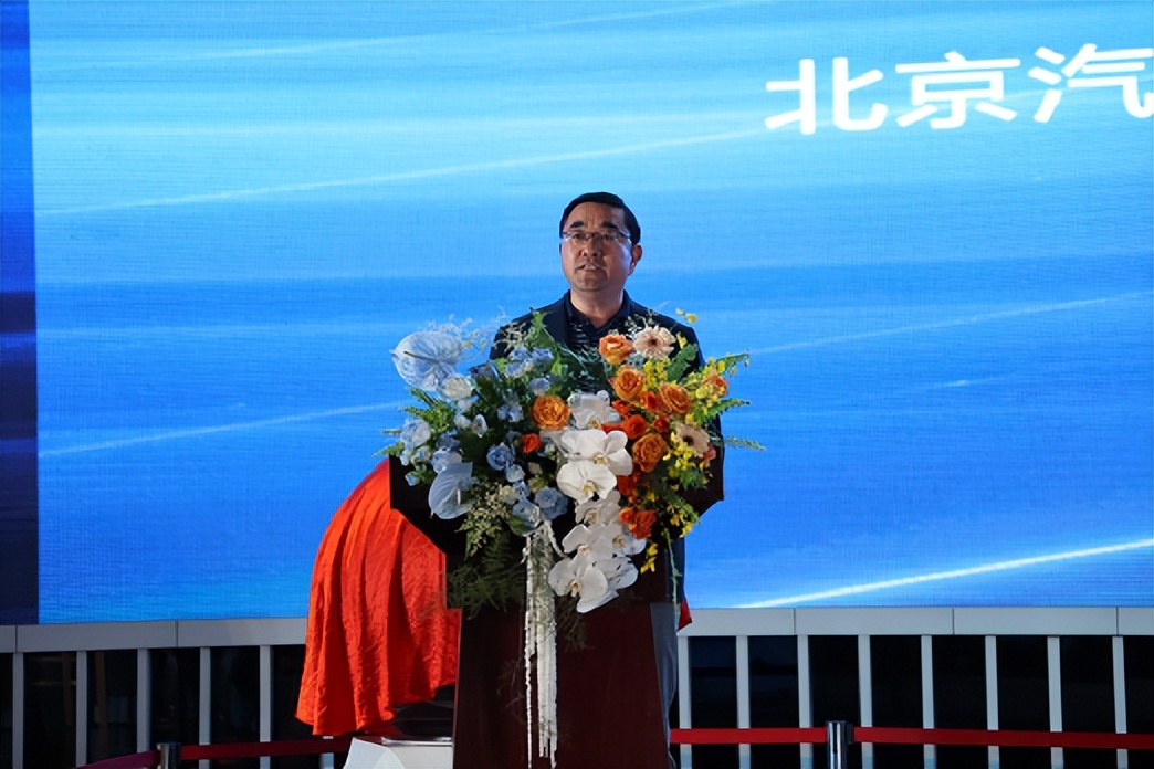 2024涓浗姹借溅鍝佺墝鍚戜笂涔嬭矾,鍚戞柊鑰岀珛