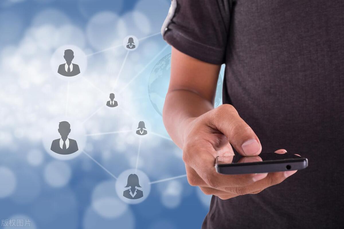 “视频上传到群里了”豪门夫妻*妻换**游戏还分享给其他群友评鉴